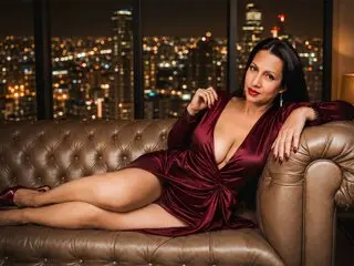 AishaHernandes shows video camshow
