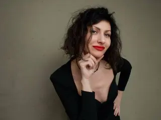 AlisTrayle anal webcam live