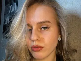 AlmaLewis lj livesex lj