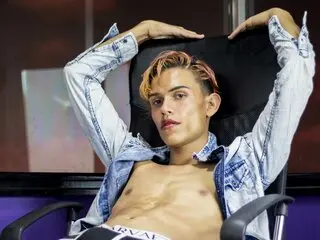 AndyHills camshow anal cam