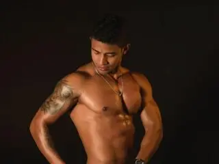 AntonioSeq real show toy