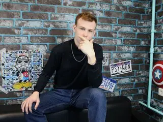 ArchieGoldkey camshow livejasmin adult