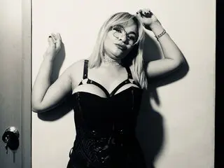 BelliniSarah cam free livejasmin.com