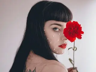 CatinaDmeow free ass livejasmin