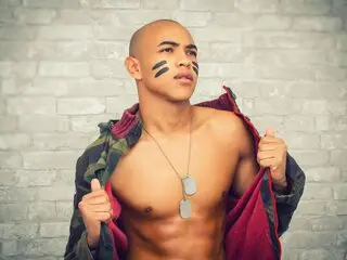 ChrisDaviesB live livejasmin livesex
