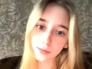 CristaVounas recorded private pics