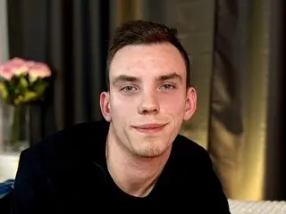 DanielWilsons real pics video