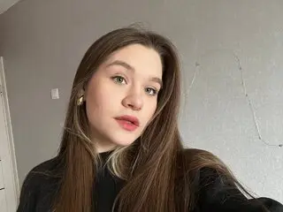 ErlineCrumpton ass free shows