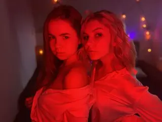 EvaAndTessa webcam livesex livesex