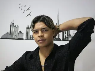 HankHolan nude live online