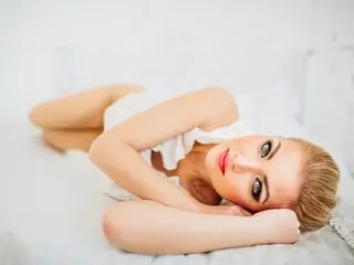 JuliaLavli online pics livejasmin