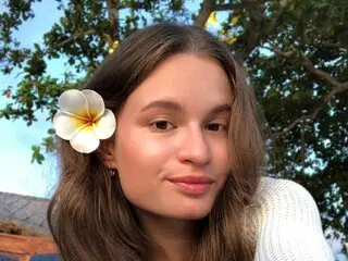 KatieSimmons fuck webcam jasmin