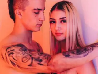 KloeeandJustin jasminlive toy nude