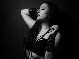 LunaDeviso shows naked anal