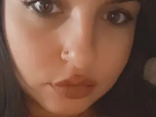 MarylinMery cam toy cunt