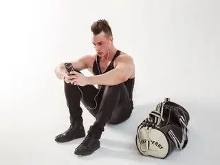 MaxCrain live video real