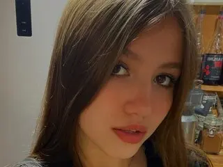 MeloniRoberts xxx ass ass