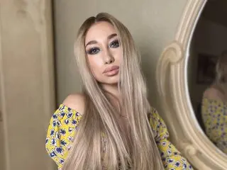 MiaOlivers pictures ass shows