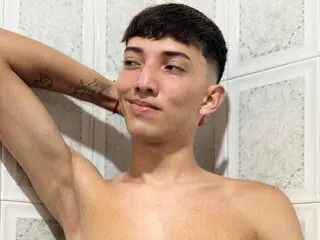 MichaelVaz camshow livejasmin.com cunt