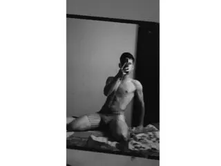 MontanaVito private webcam livejasmin