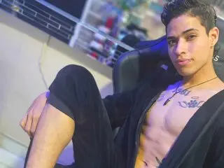 OliverThomsonn pussy webcam pics