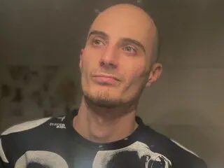 RyanXavier cunt camshow photos