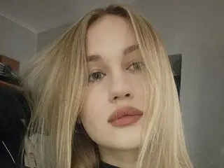 SadieTandon toy livesex porn