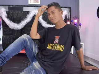 TaylorQuizz cam lj amateur