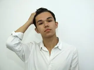 TommyPerez anal free naked
