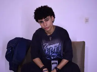 WilliamEilish webcam pussy hd