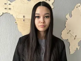 YannnaFox livejasmine porn shows